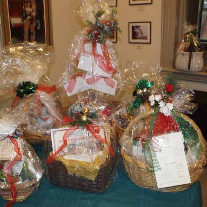 Destination Hudson Holiday Basket Raffle